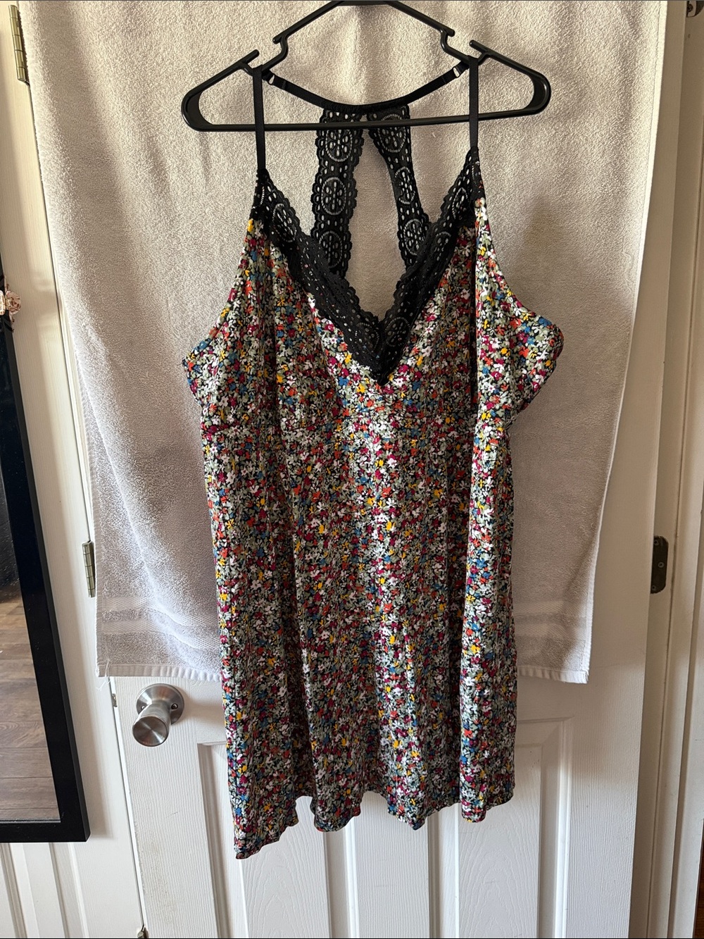 Floral Lace-Trim Chemise Nightdress in Multicolor with Black Lace